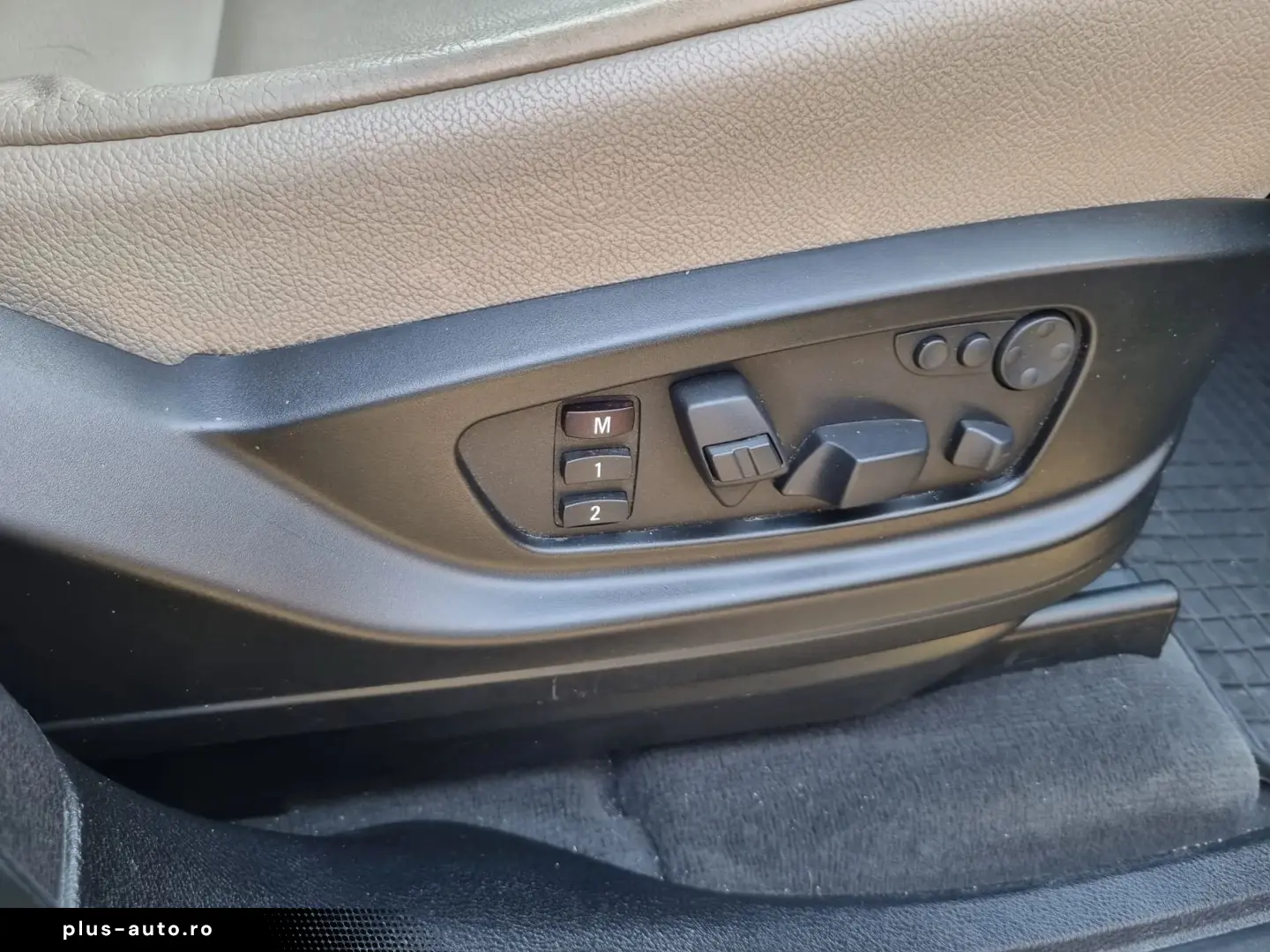 BMW X6   xDrive  30d  service la zi