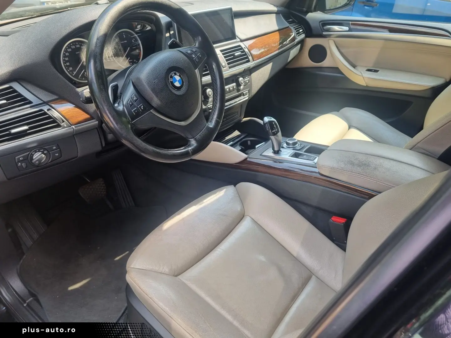 BMW X6   xDrive  30d  service la zi