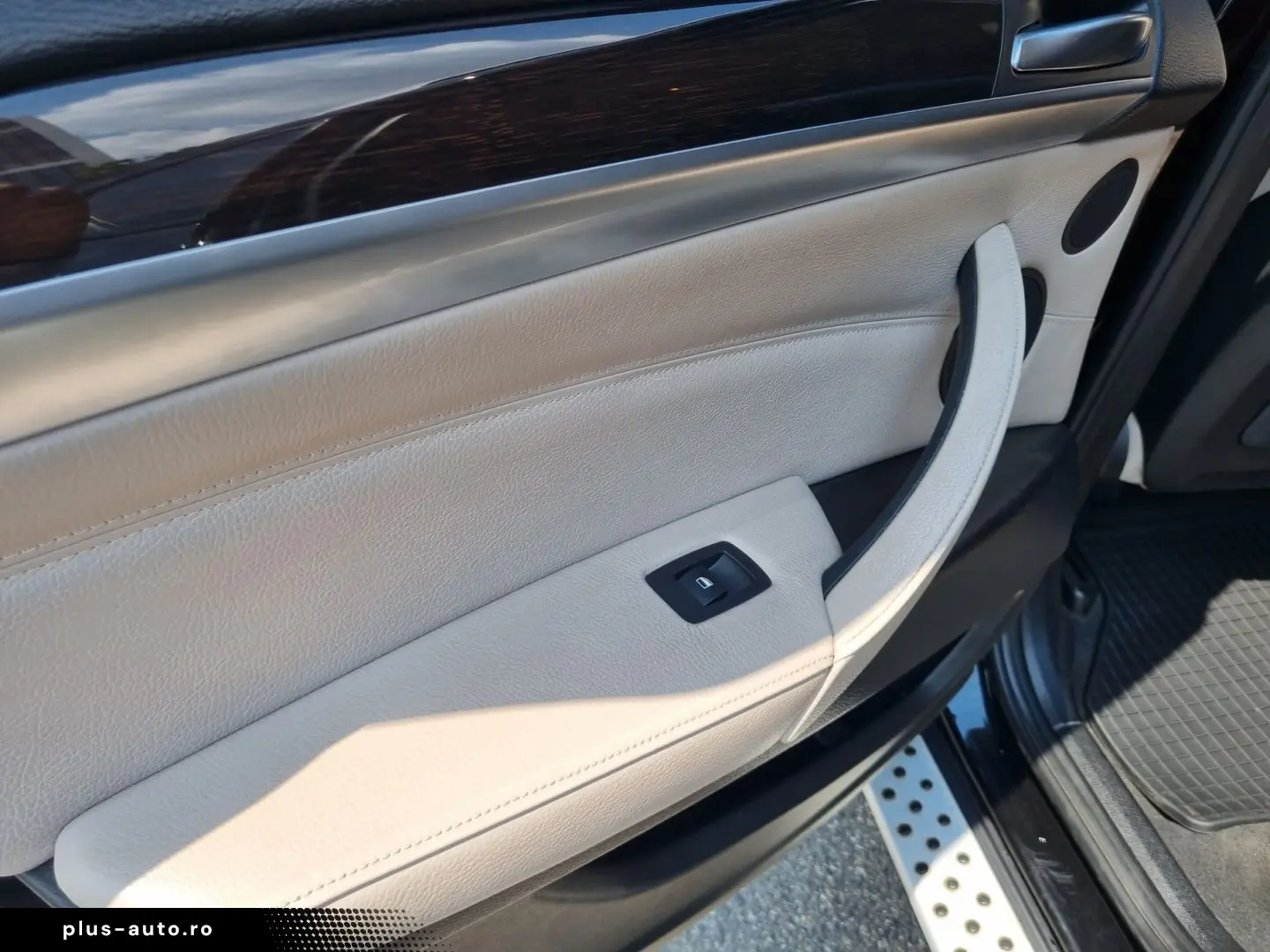 BMW X6   xDrive  30d  service la zi