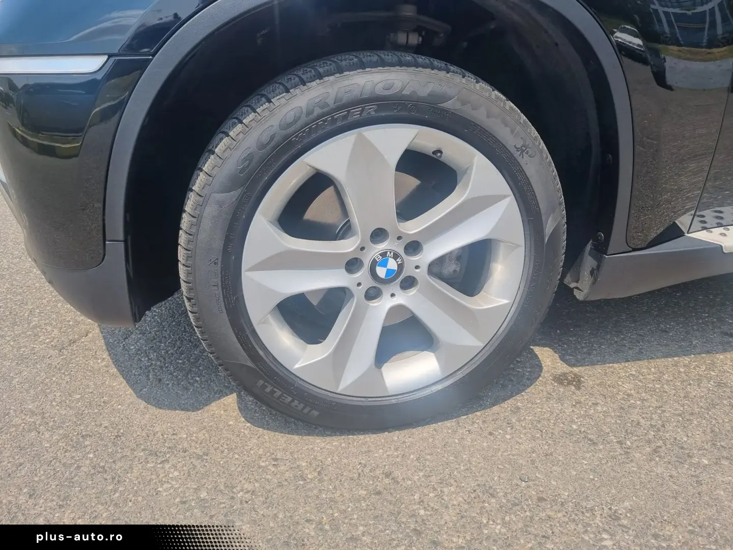BMW X6   xDrive  30d  service la zi