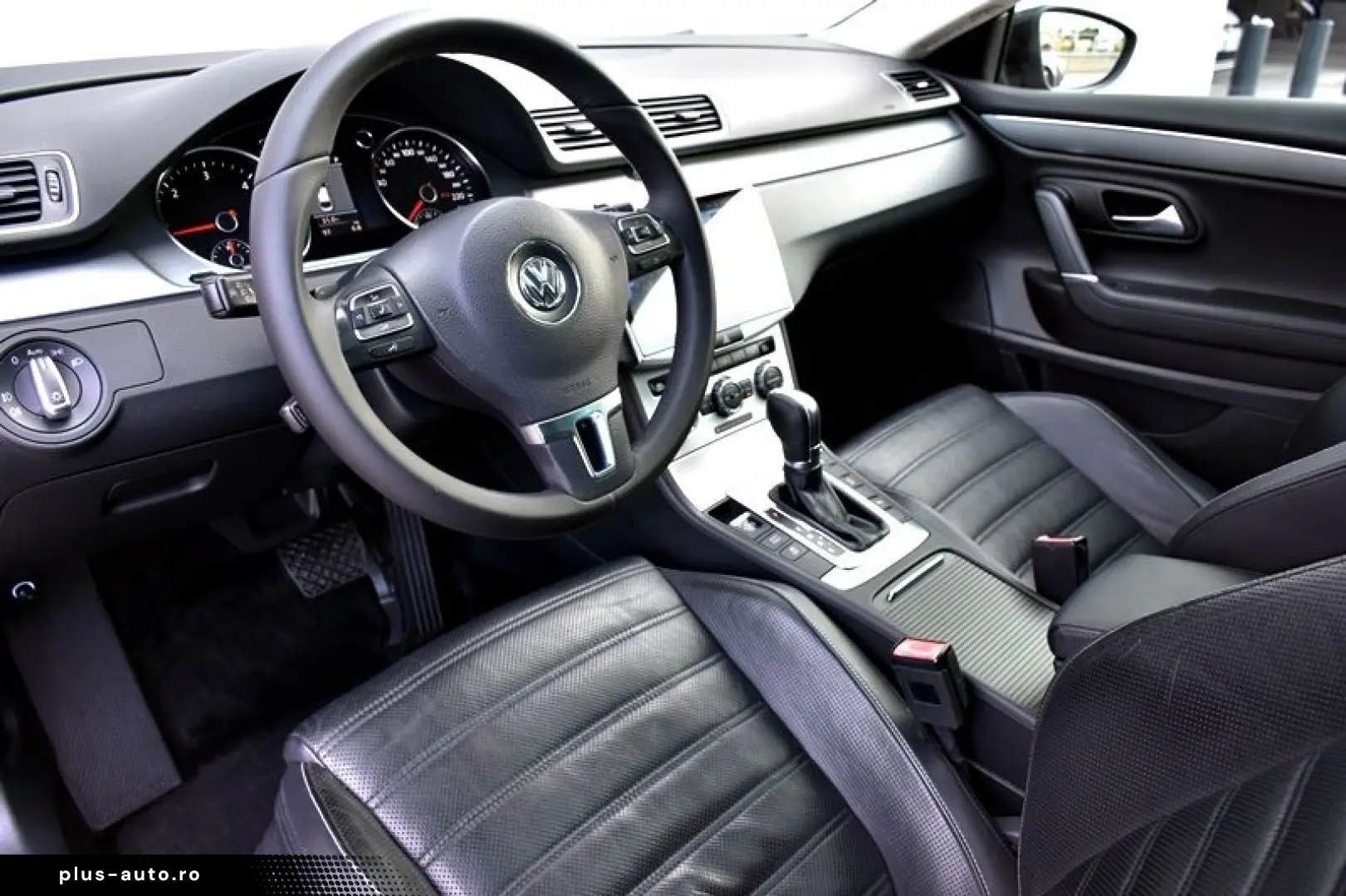 Volkswagen Passat-Cc