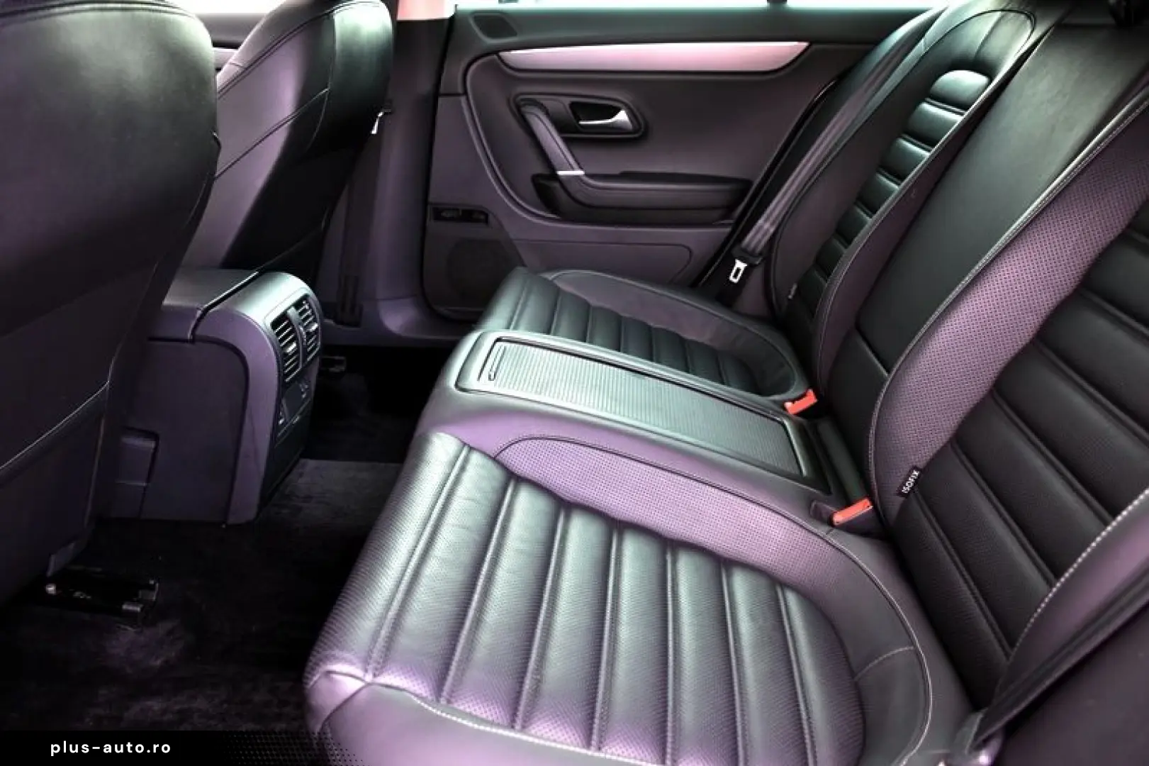 Volkswagen Passat-Cc