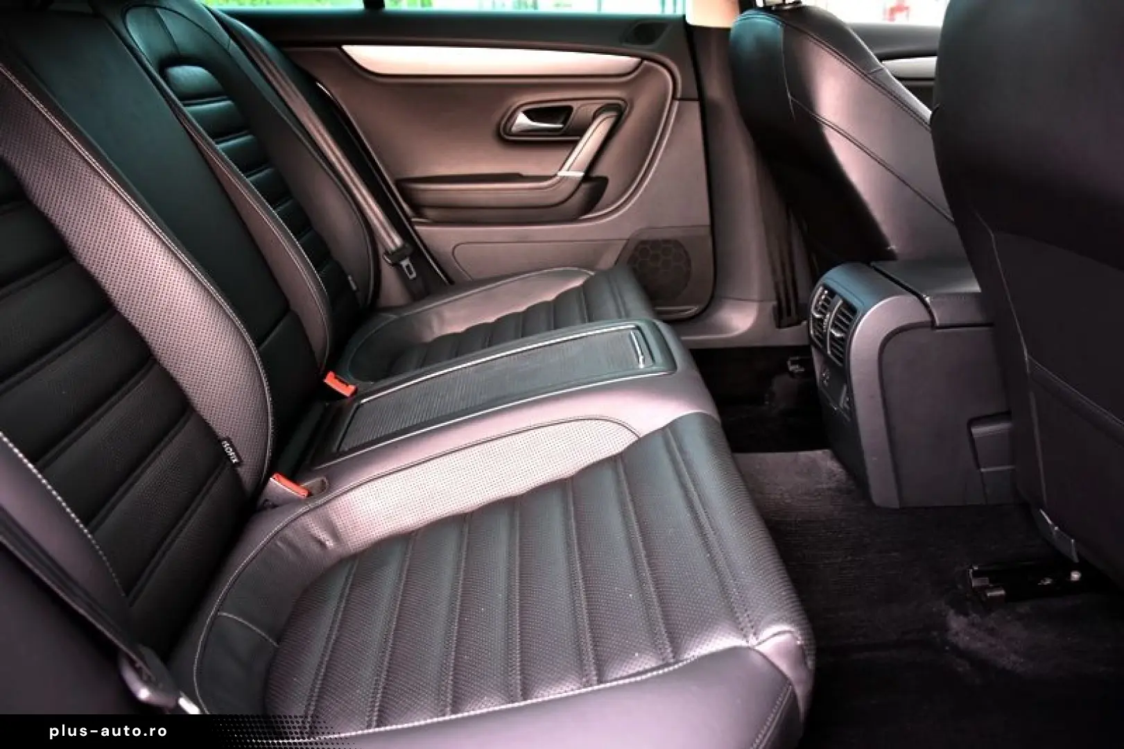 Volkswagen Passat-Cc