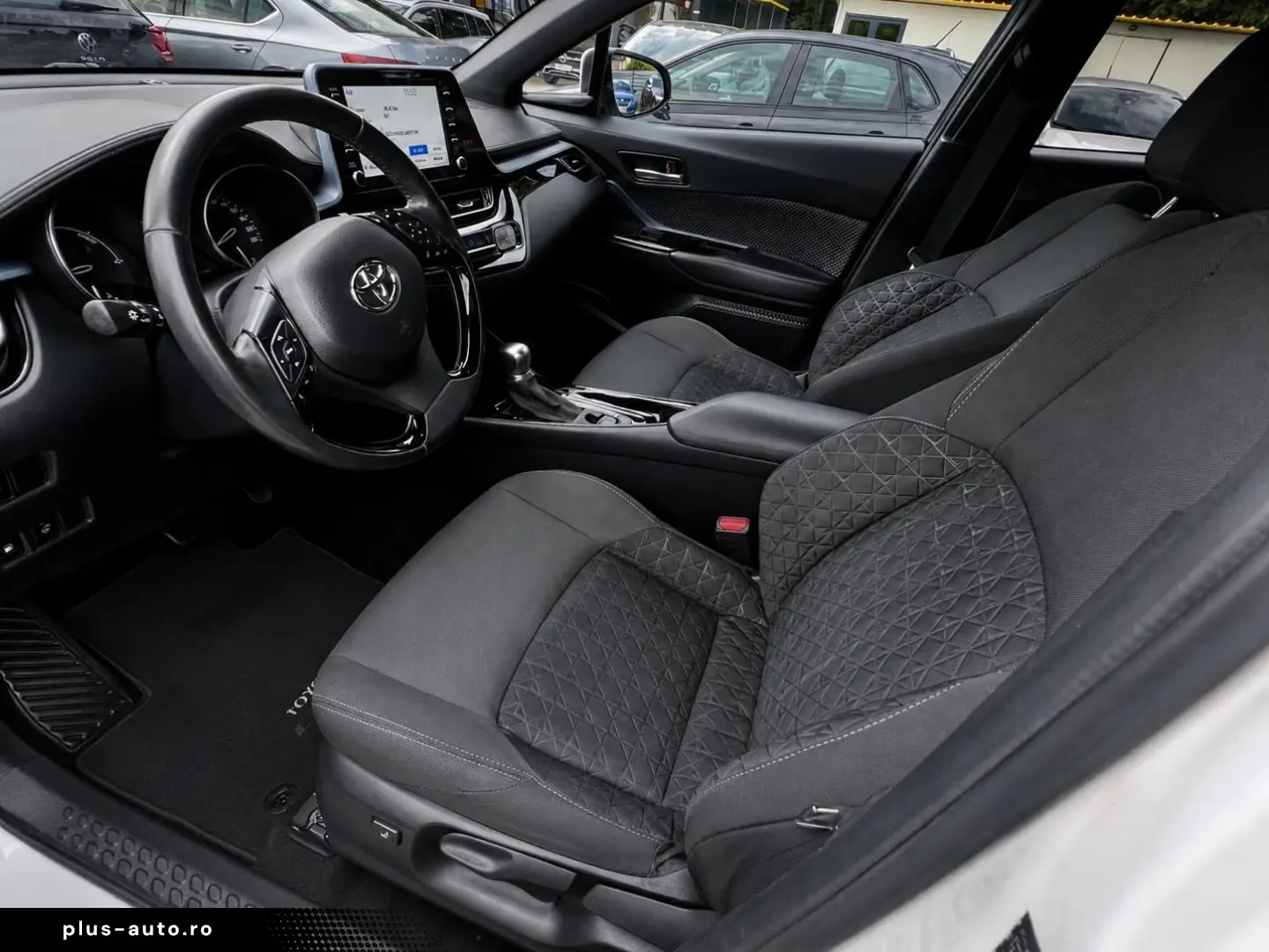 Toyota C-HR 1.8 Hibrid