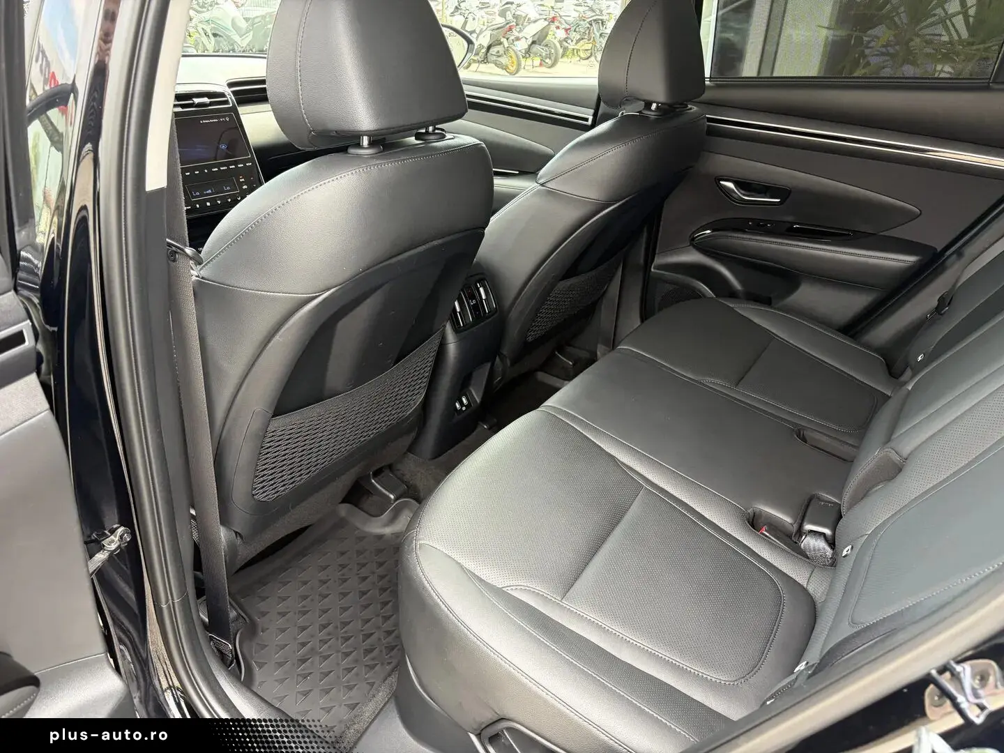 Hyundai Tucson 1.6T-GDi 230CP Hybrid 6AT 4WD