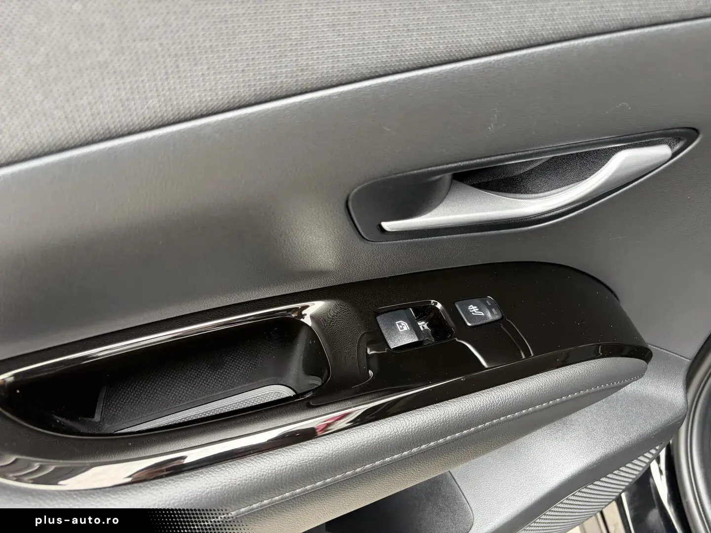 Hyundai Tucson 1.6T-GDi 230CP Hybrid 6AT 4WD