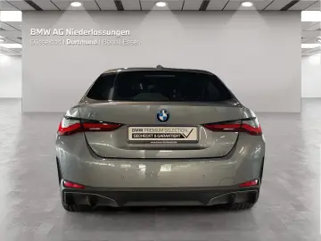 BMW i4 eDrive35 Gran Coupé AHK Harman K Kamera