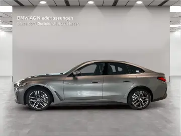 BMW i4 eDrive35 Gran Coupé AHK Harman K Kamera