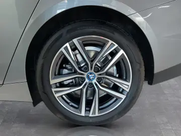 BMW i4 eDrive35 Gran Coupé AHK Harman K Kamera