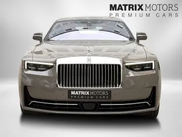 Rolls-Royce Ghost Series ll Theatre Picnic BeSpoke Massage