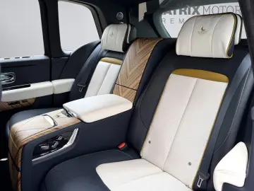 Rolls-Royce Cullinan 4 Seats Shooting Star Picnic Tables
