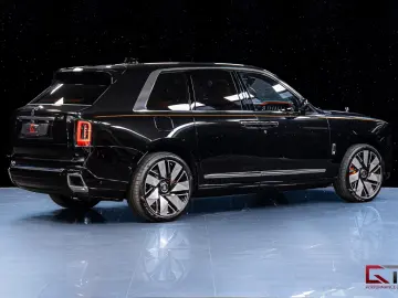 Rolls-Royce Cullinan II Production26 4Seat TV