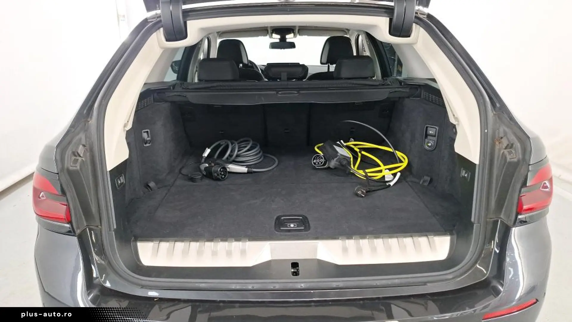 BMW 2.0 530E TOURING PLUGIN HYBRID