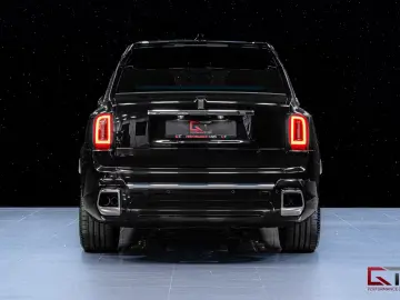 Rolls-Royce Cullinan II Production26 4Seat TV