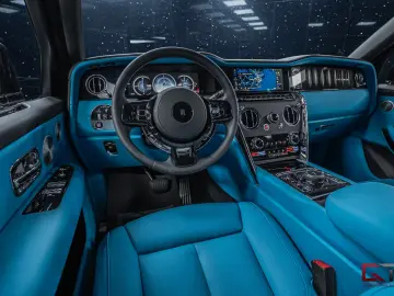 Rolls-Royce Cullinan II Production26 4Seat TV
