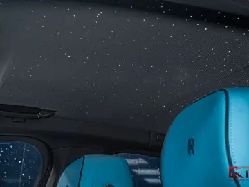 Rolls-Royce Cullinan II Production26 4Seat TV