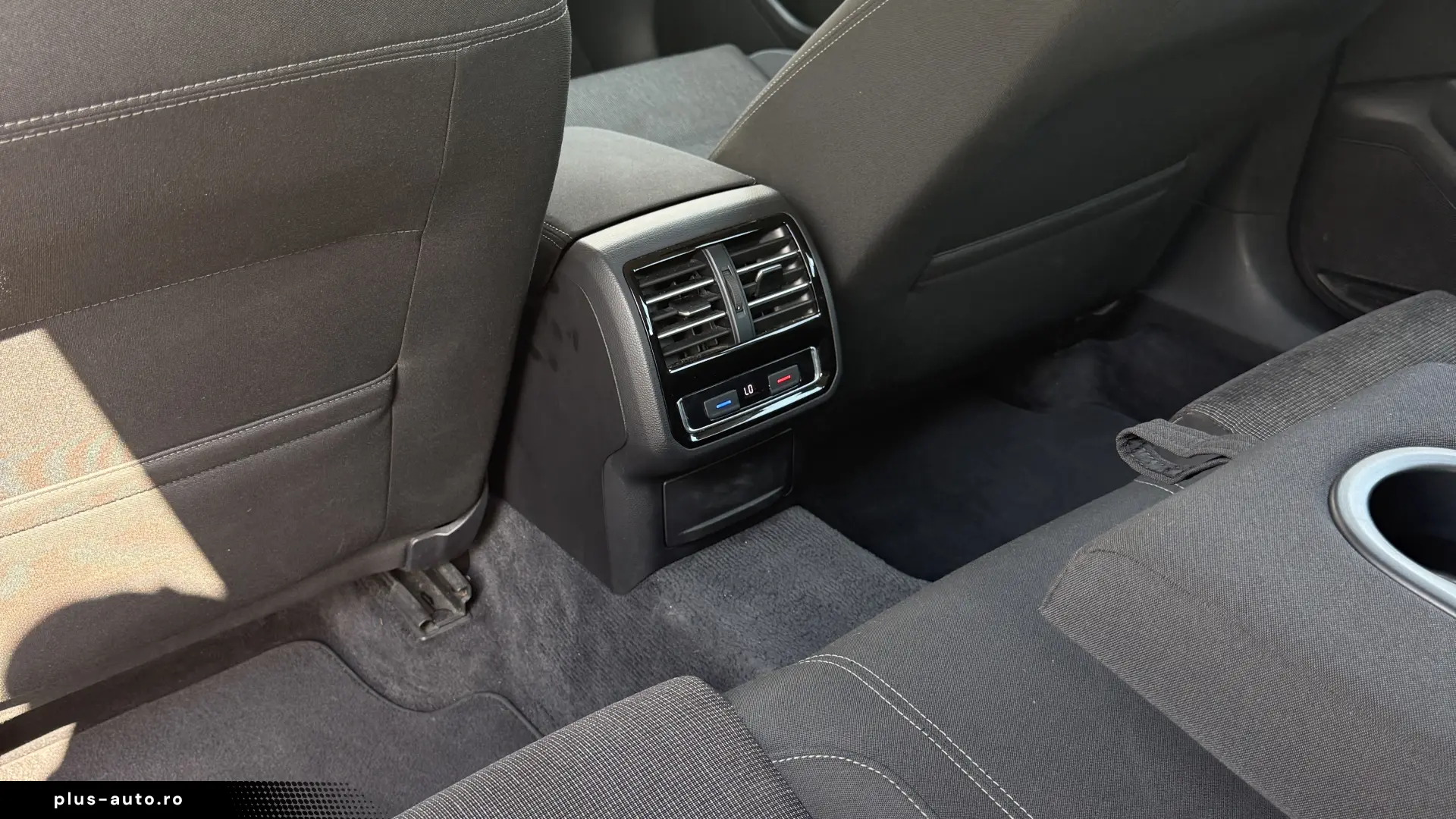 Volkswagen Passat 2017 Manual