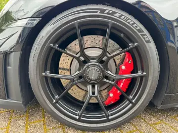 PORSCHE 992.2 GT3 LIFT 18-WEGE BOSE LEDER RACETEX CHRONO