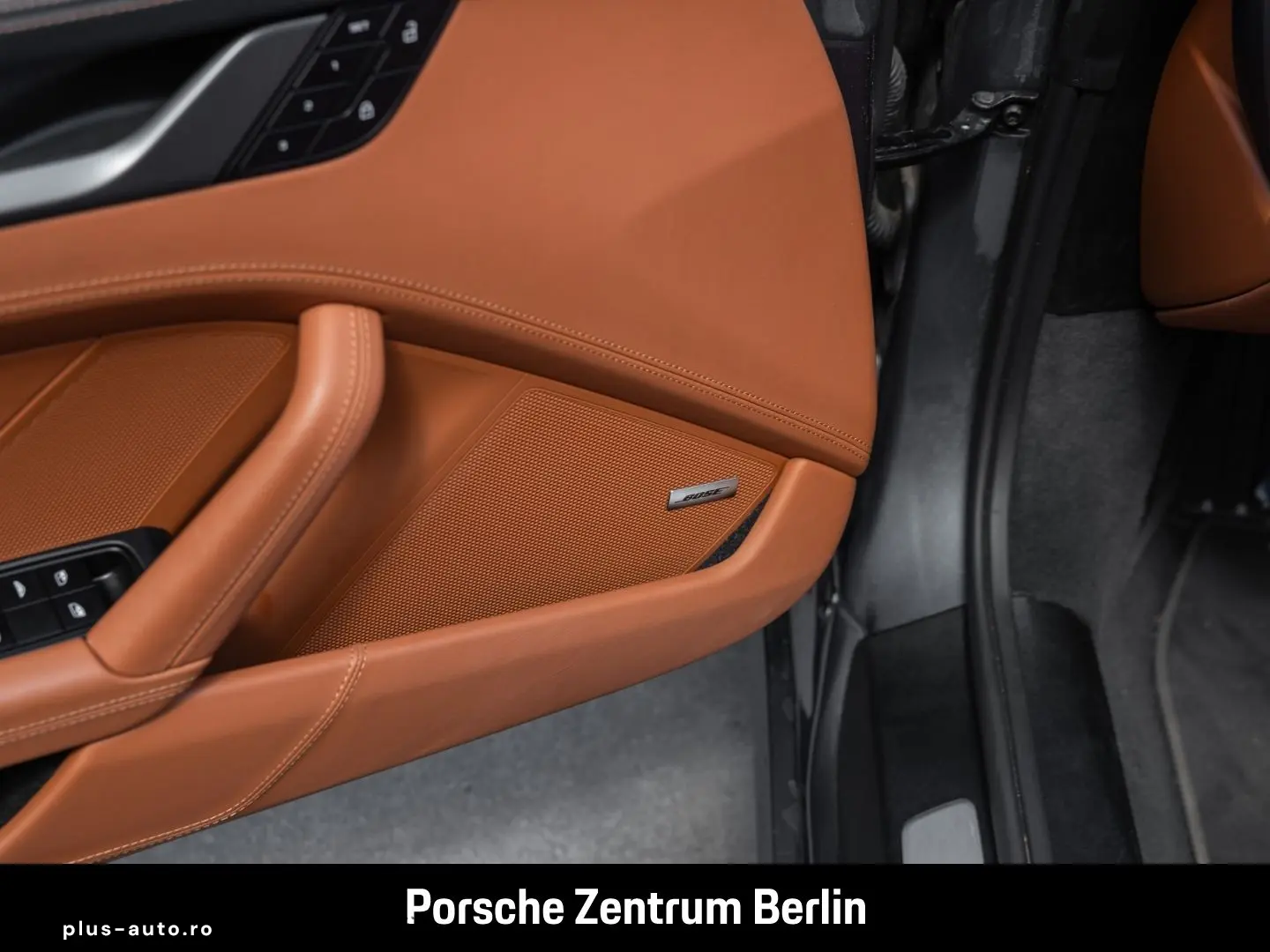 PORSCHE 992 911 Carrera Cabriolet LiftsystemVA Clubleder