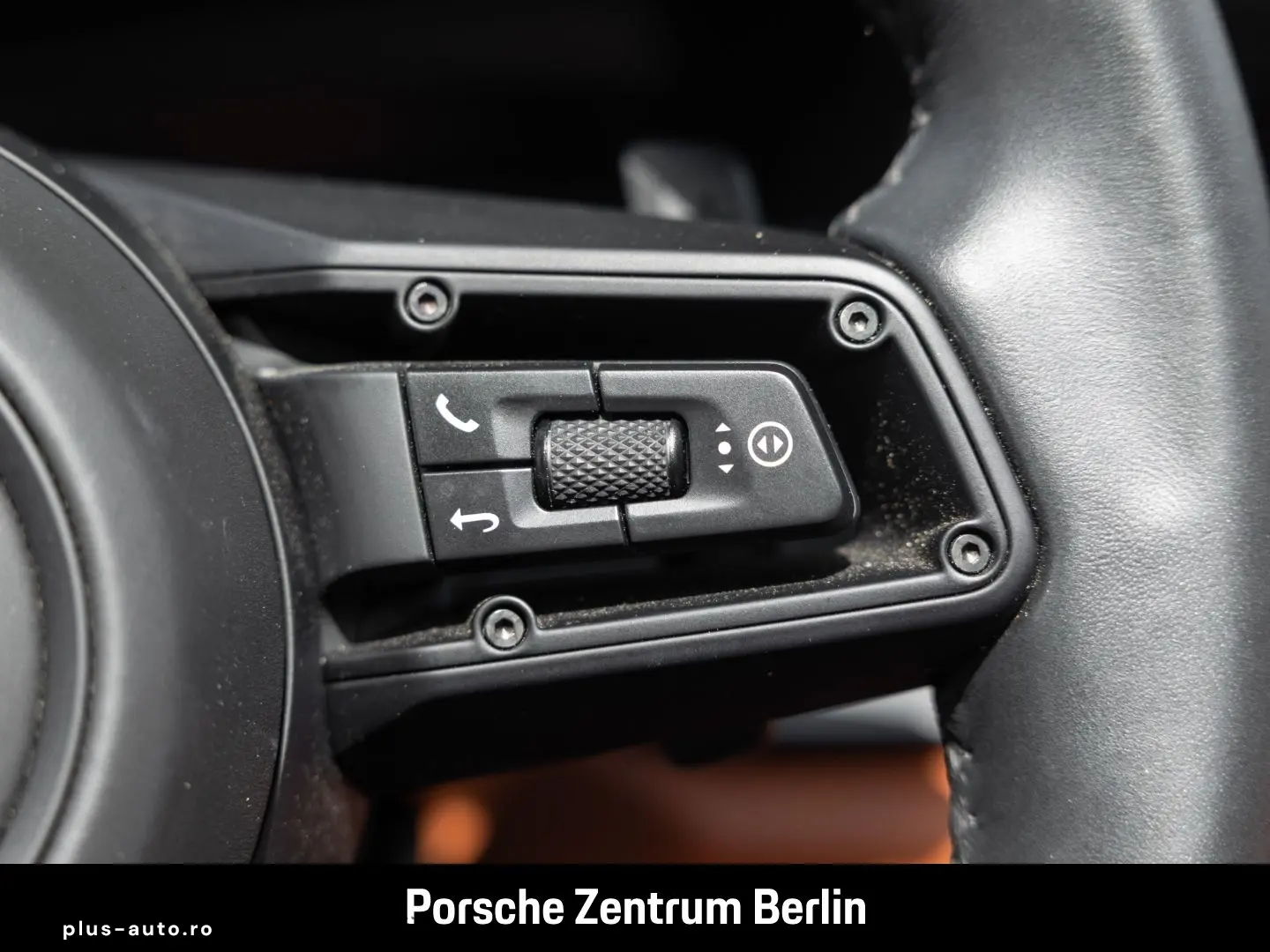 PORSCHE 992 911 Carrera Cabriolet LiftsystemVA Clubleder