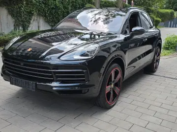 PORSCHE Cayenne Platinum Edition Luftfe AHK ALU22  Pano