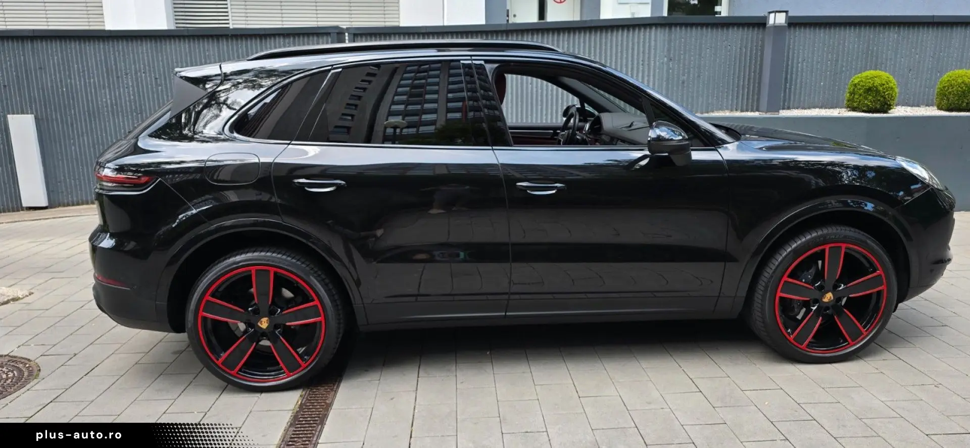 PORSCHE Cayenne Platinum Edition Luftfe AHK ALU22  Pano