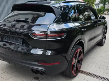 PORSCHE Cayenne Platinum Edition Luftfe AHK ALU22  Pano