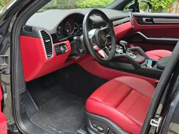 PORSCHE Cayenne Platinum Edition Luftfe AHK ALU22  Pano