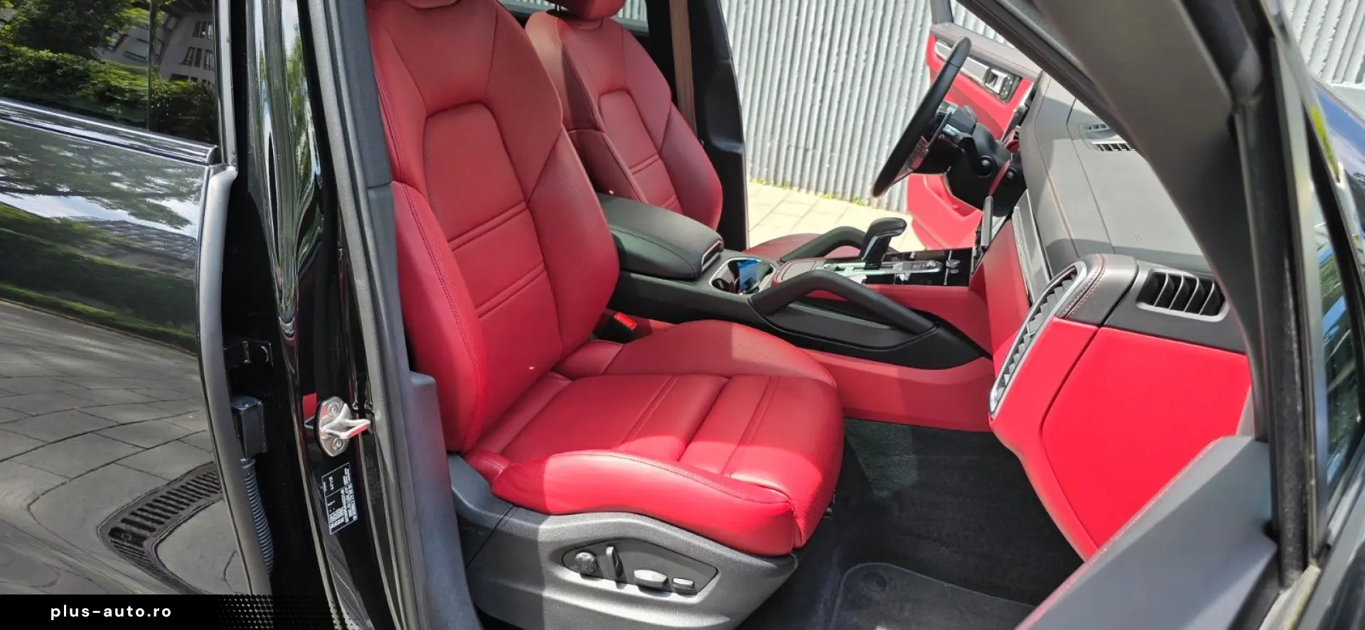 PORSCHE Cayenne Platinum Edition Luftfe AHK ALU22  Pano