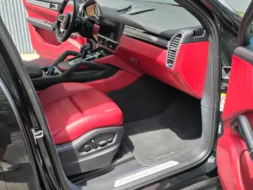 PORSCHE Cayenne Platinum Edition Luftfe AHK ALU22  Pano