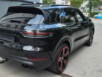 PORSCHE Cayenne Platinum Edition Luftfe AHK ALU22  Pano