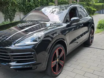 PORSCHE Cayenne Platinum Edition Luftfe AHK ALU22  Pano