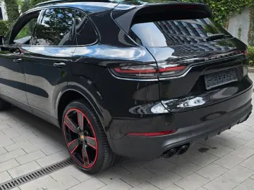 PORSCHE Cayenne Platinum Edition Luftfe AHK ALU22  Pano