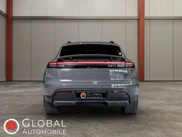 PORSCHE Macan 4 LUFT MATRIX HUD PANO BOSE VENT GARANTIE