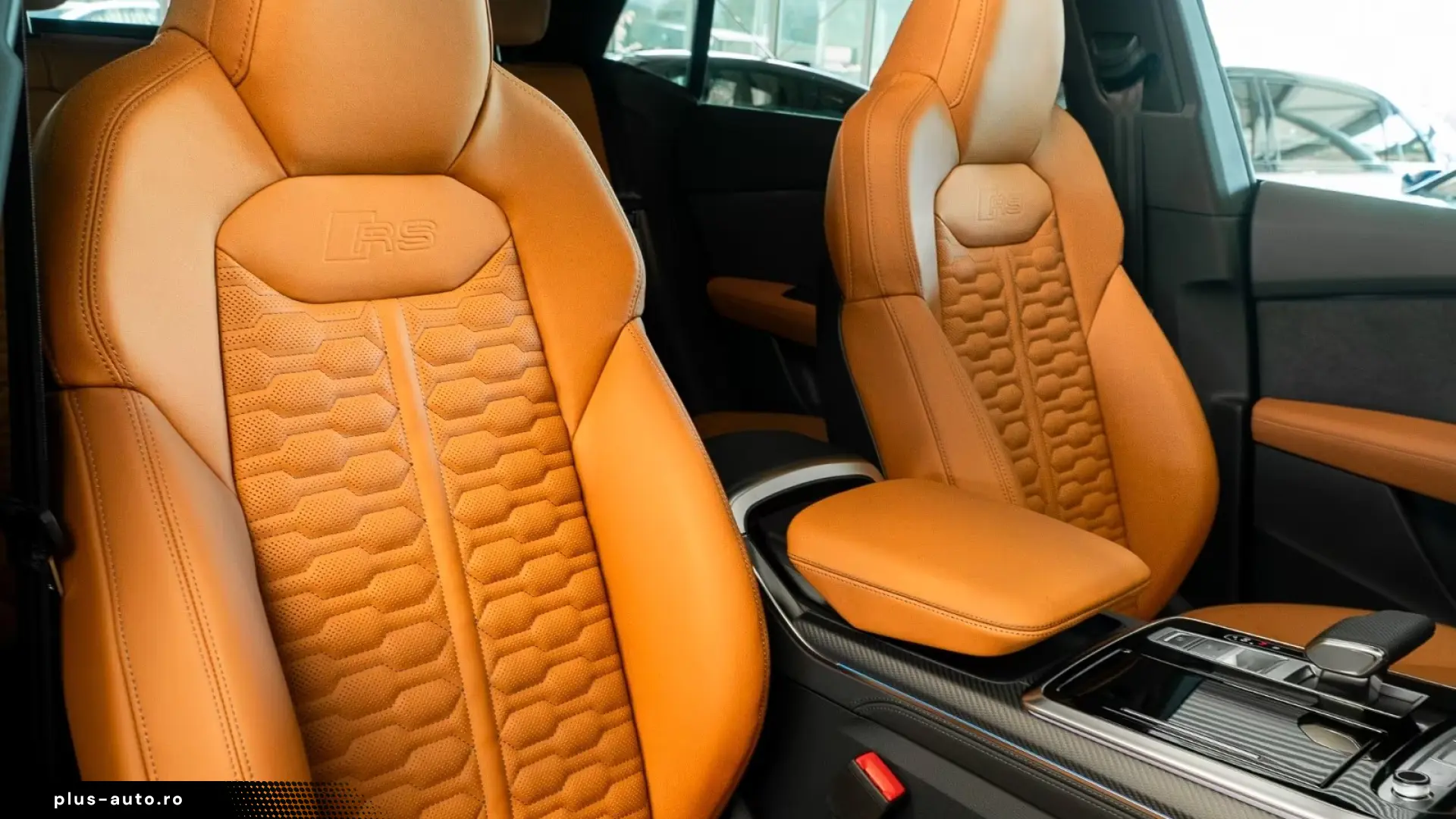 Audi RSQ8 4.0 TFSI V8 Quatt Mild-Hybrid   Finanțare Leasing
