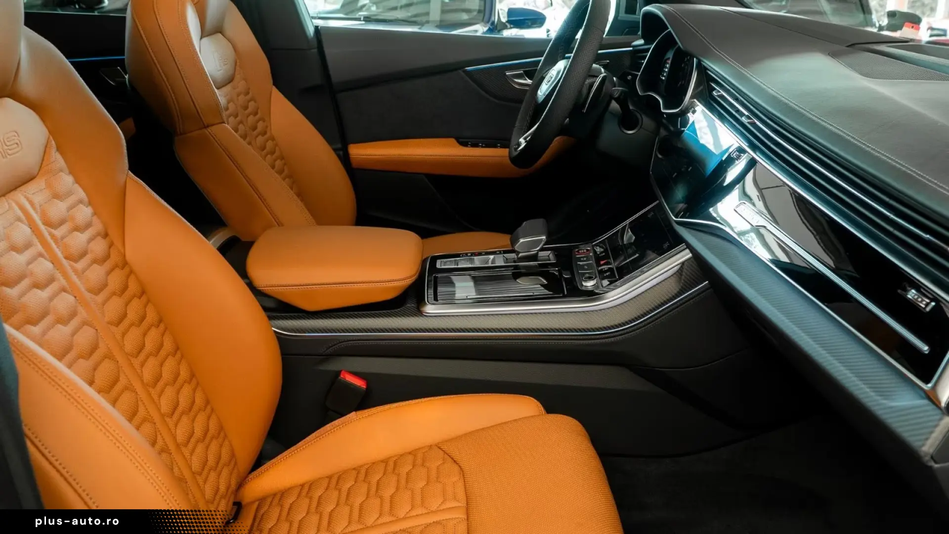 Audi RSQ8 4.0 TFSI V8 Quatt Mild-Hybrid   Finanțare Leasing