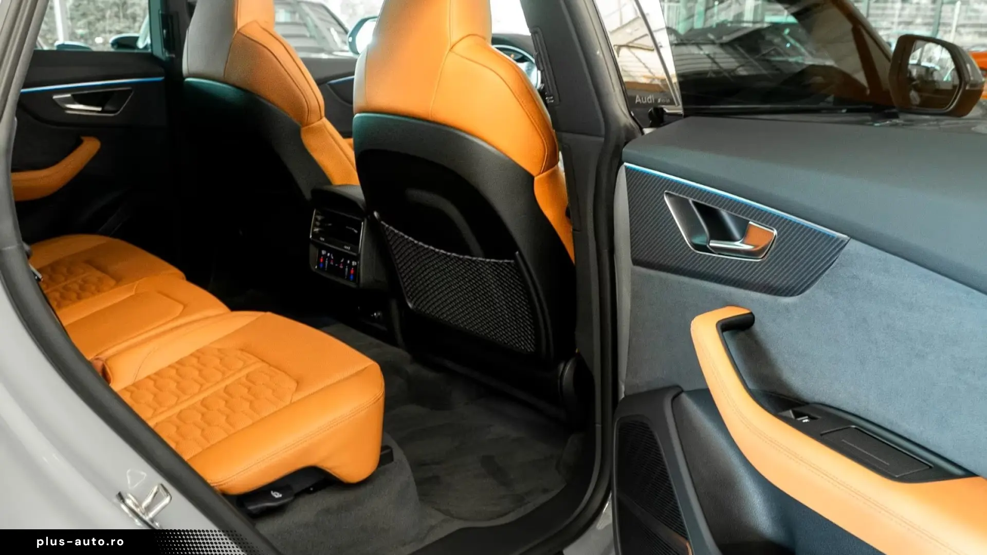 Audi RSQ8 4.0 TFSI V8 Quatt Mild-Hybrid   Finanțare Leasing