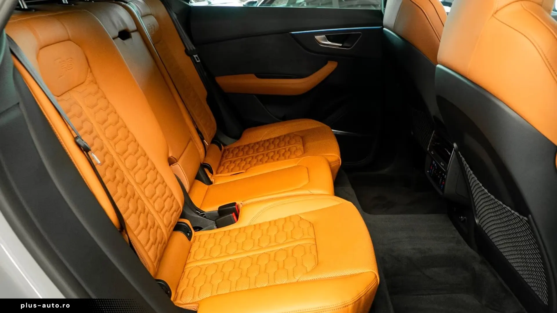 Audi RSQ8 4.0 TFSI V8 Quatt Mild-Hybrid   Finanțare Leasing
