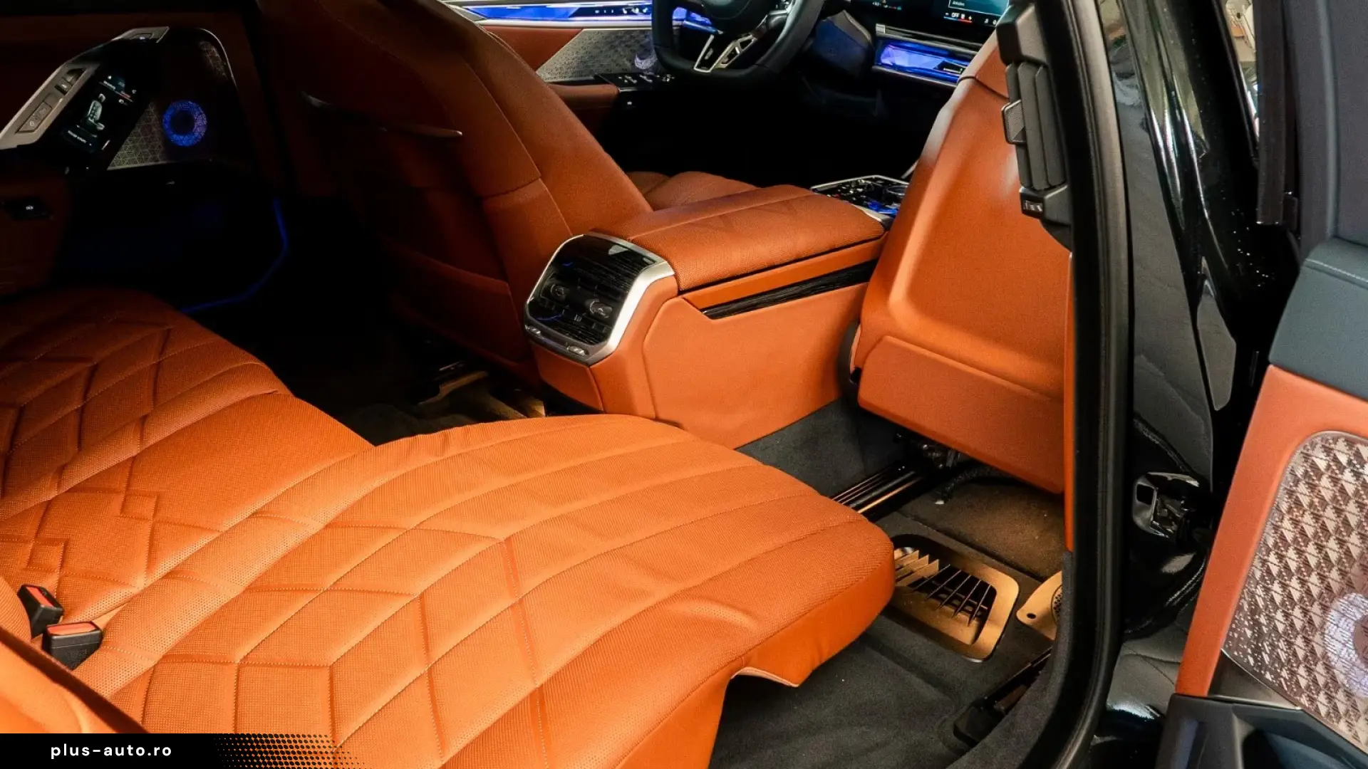 BMW 740d M TV Sky-Lounge B&W Crystal   Finanțare Leasing