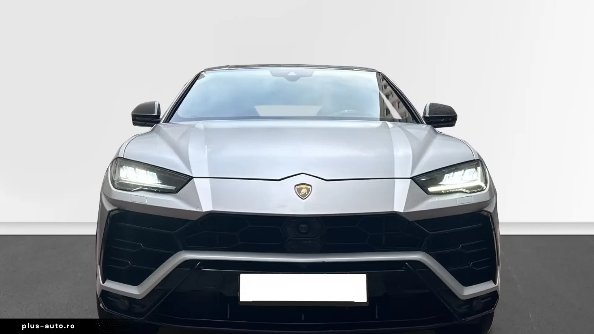 Lamborghini URUS 4.0 V8   Finanțare Leasing