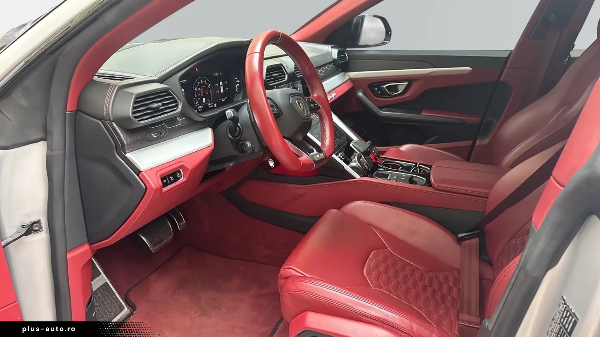 Lamborghini URUS 4.0 V8   Finanțare Leasing