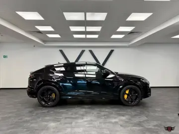 Lamborghini URUS 4.0 V8 B&O 22”   Finanțare Leasing