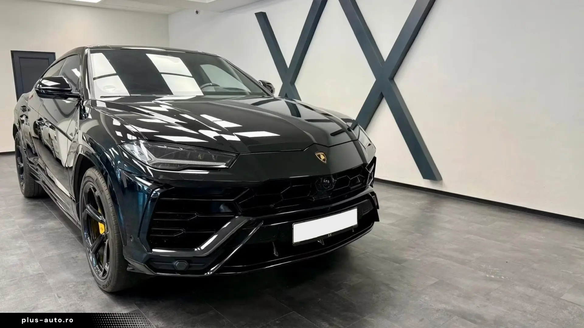 Lamborghini URUS 4.0 V8 B&O 22”   Finanțare Leasing