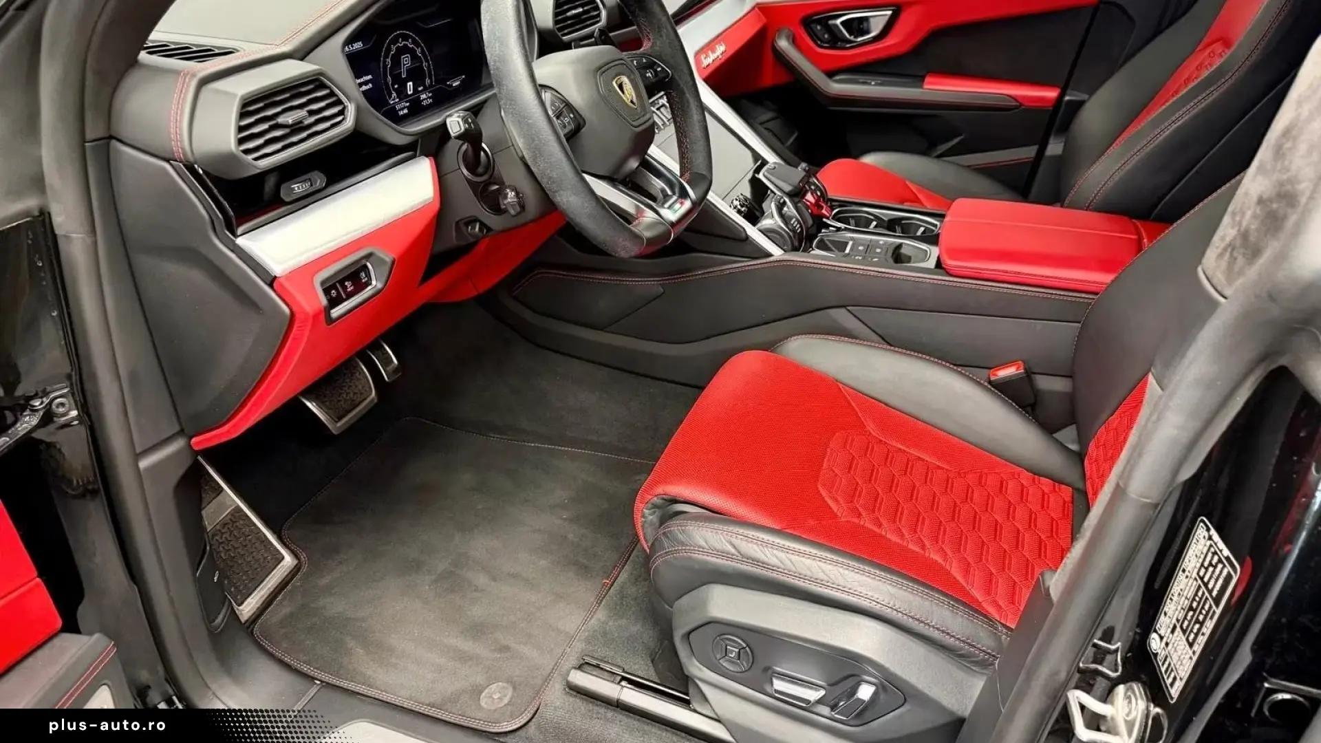 Lamborghini URUS 4.0 V8 B&O 22”   Finanțare Leasing