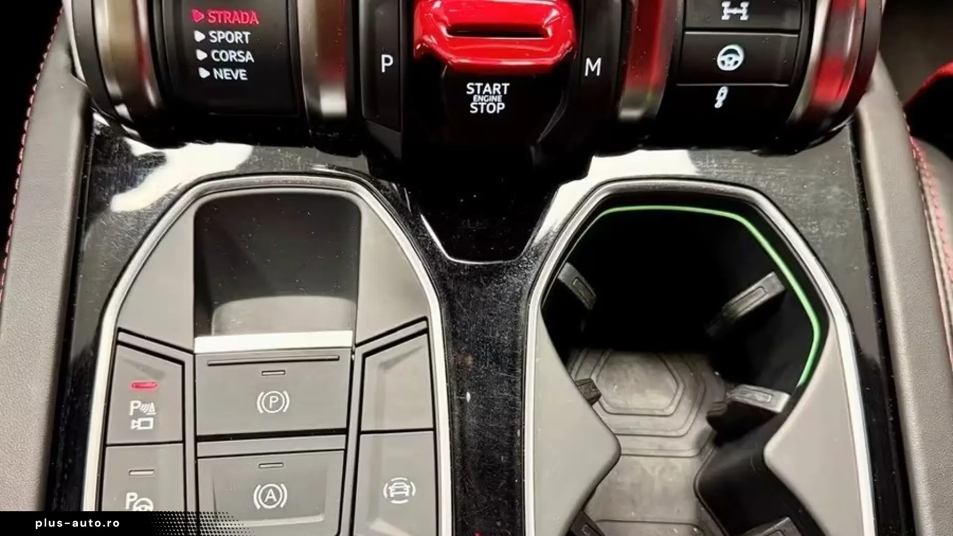 Lamborghini URUS 4.0 V8 B&O 22”   Finanțare Leasing