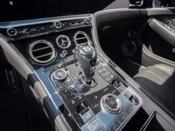BENTLEY Continental GT Azure V8
