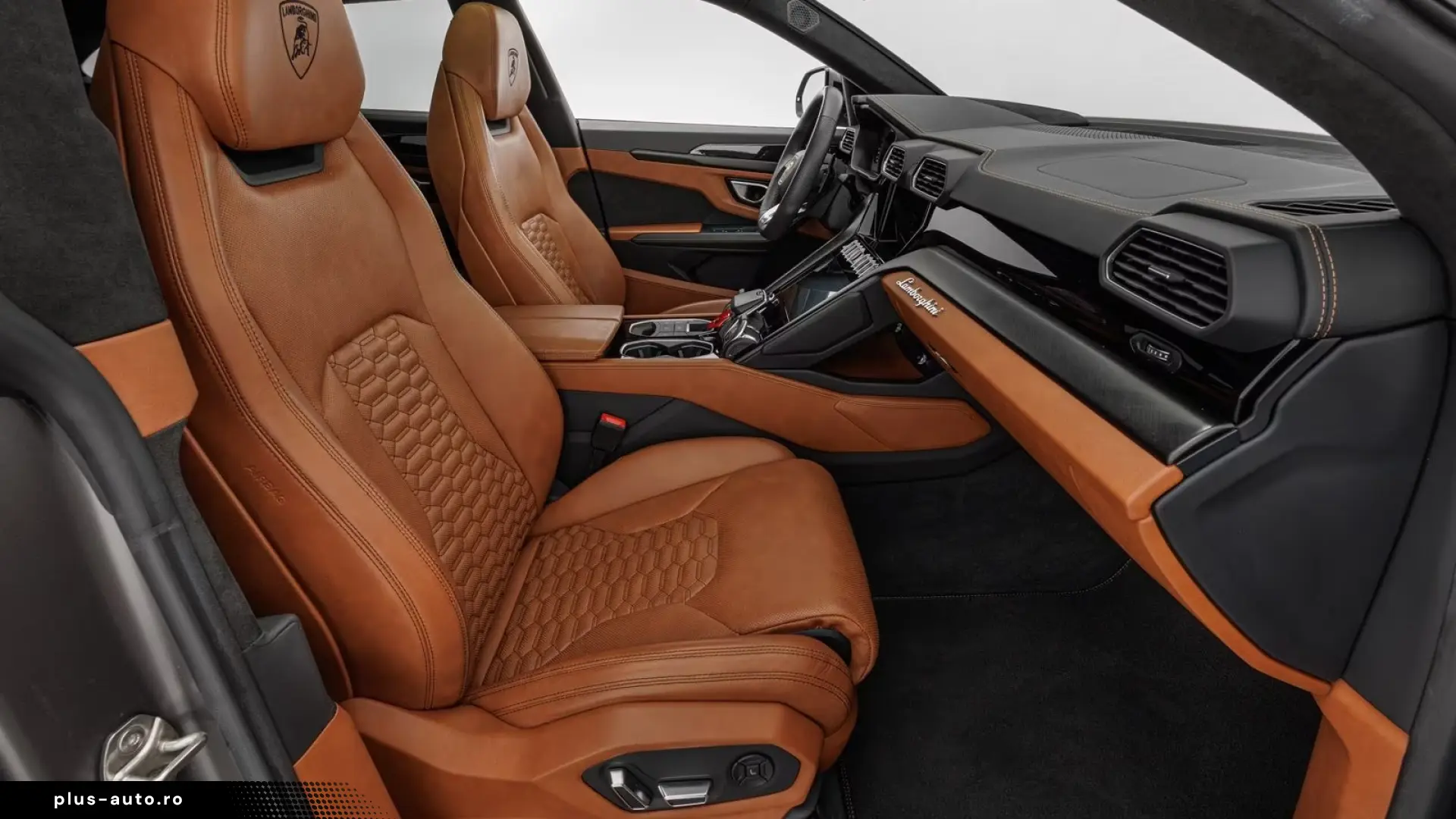 Lamborghini URUS 4.0 V8   Finanțare Leasing