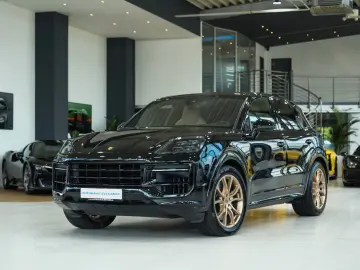 PORSCHE Cayenne S SPORT-CHRONO SPORT-ABGAS 18-WEGE BOSE