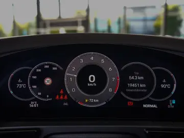 PORSCHE Cayenne S SPORT-CHRONO SPORT-ABGAS 18-WEGE BOSE
