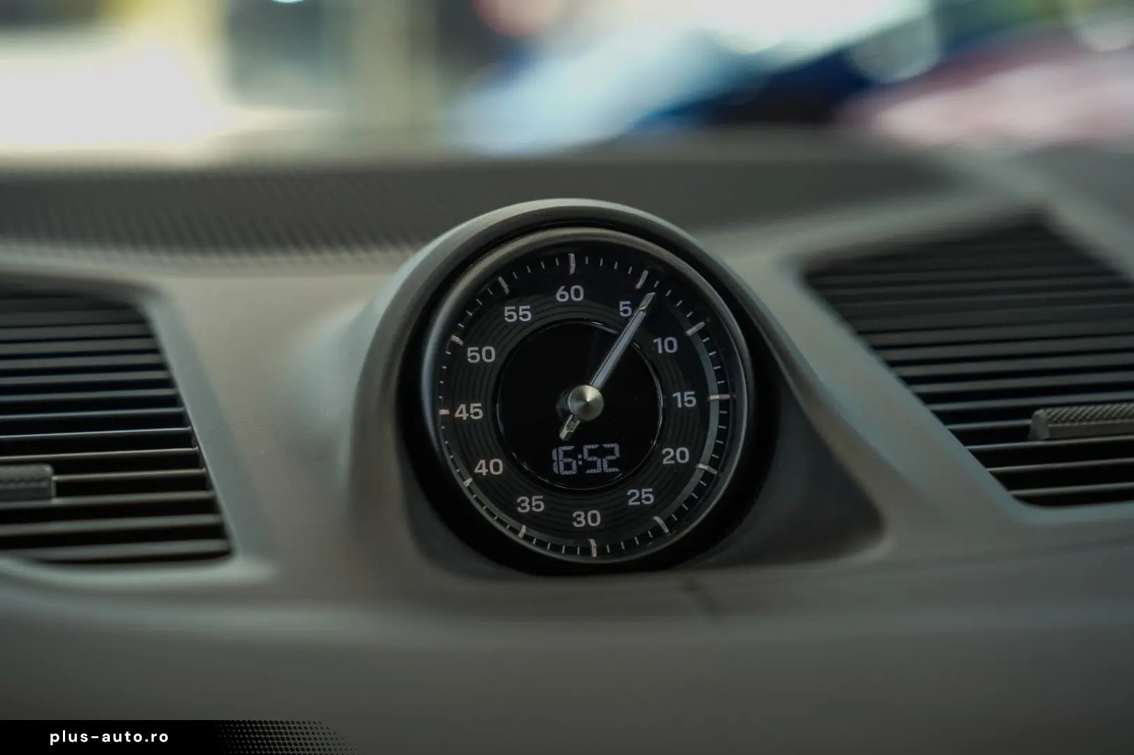 PORSCHE Cayenne S SPORT-CHRONO SPORT-ABGAS 18-WEGE BOSE